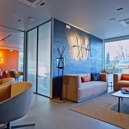 Cristal Otel