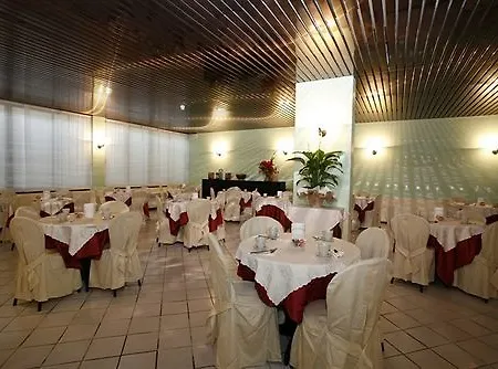 Cristal Otel 3*